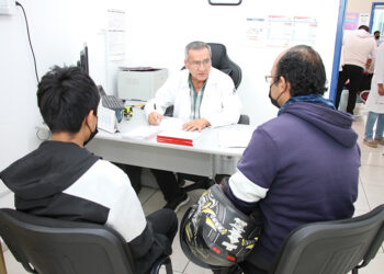 Sistema de salud en Puebla atiende con eficiencia y cobertura hospitalaria