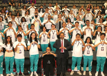 Reconoce COBAEP a estudiantes con alto desempeño académico
