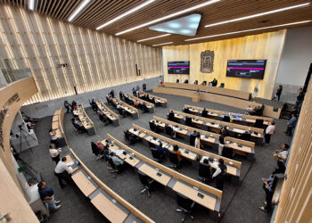 Presentan en Congreso exhorto para supervisar que notarios cobren impuestos conforme a la norma