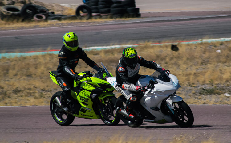 Se abre la clase intermedios en los 600cc en la tercera fecha del SCC en el OAM