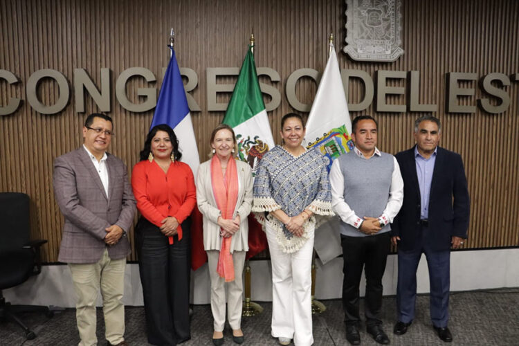 Congreso del Estado recibe la visita de la embajadora de Francia en México