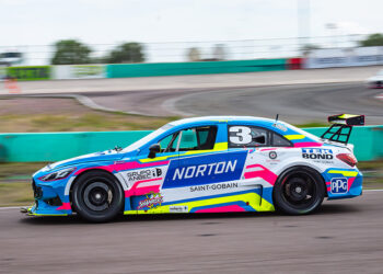 “Keko” Pérez y el Shamrock Racing, triunfaron en la GTM Pro 2 en Aguascalientes