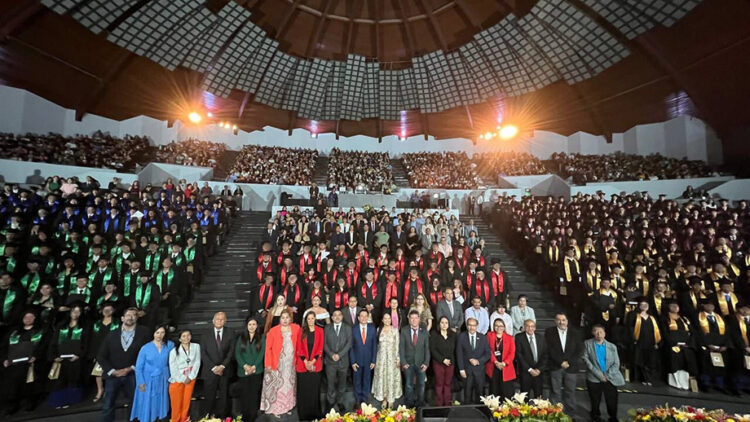 Egresan 2 mil 264 estudiantes del Conalep Puebla con seguridad educativa