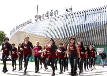 Participan activadoras físicas del IMDP en feria gratuita “Safe por la salud”