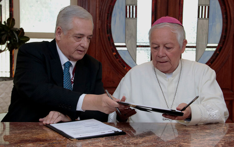 Con visión humanista, ISSSTEP firma convenio de colaboración con «Cáritas»