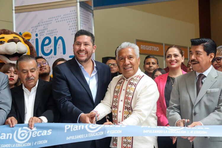 Plan Becas por la equidad y seguridad educativa en Puebla