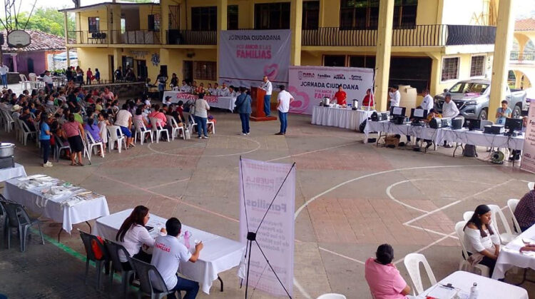 SEDIF brinda servicios de asistencia social en Jalpan