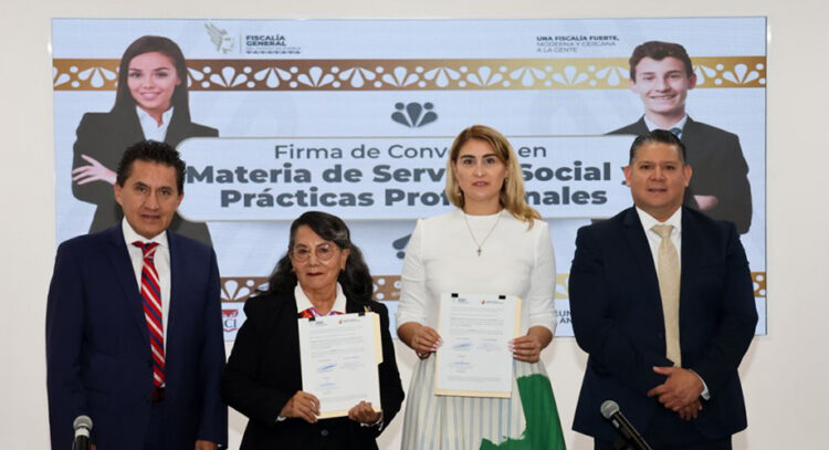Idamis Pastor Betancourt firma de convenios en materia de Servicio Social y Prácticas Profesionales con Universidades de Prestigio
