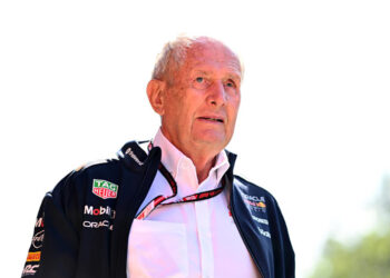 Helmut Marko pone al “rojo vivo” el interior de Red Bull