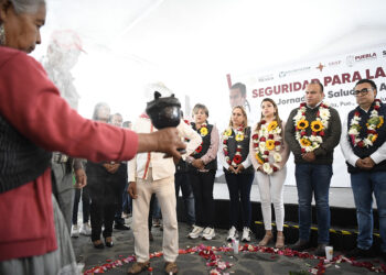 Con certeza y compromiso, gobierno acerca servicios de salud a Chignautla