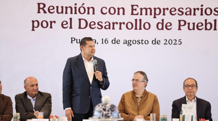 Puebla, tierra fértil para el desarrollo de habilidades: expresa IP a Ebrard