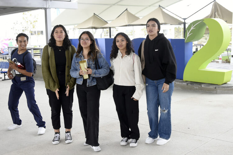 Estudiantes de nuevo ingreso se incorporan a la comunidad BUAP