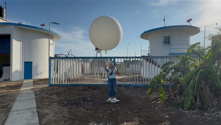 “Desde el giro: narrativas costeras y marinas de huracán a tifón”, archivo vivo que une la memoria local con la escala planetaria