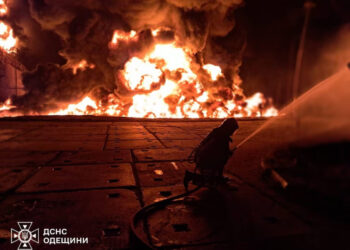 Pese a pláticas Putin sigue bombardeando zonas civiles de Ucrania