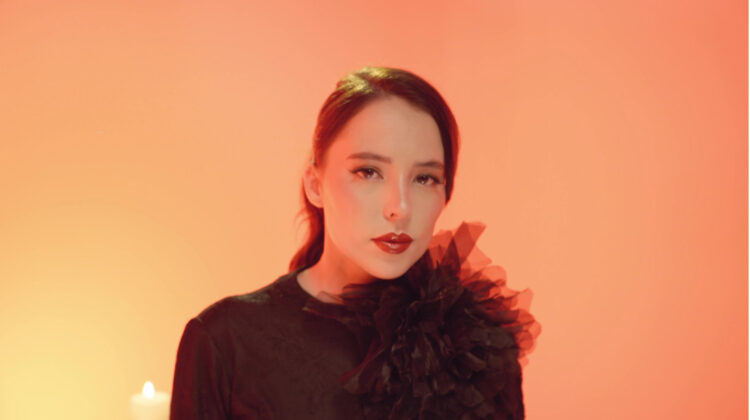 Majo Aguilar estrena “No más canciones de amor” un himno de adiós y de sanación
