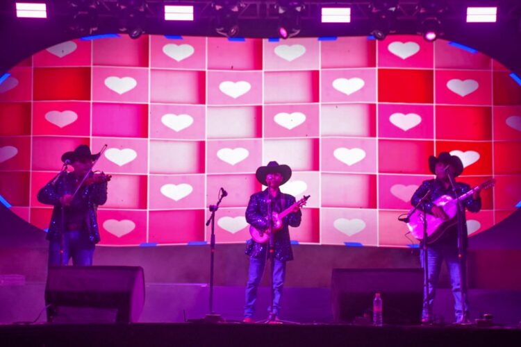 Venimos con confianza a Huitzilan, porque ya no hay problemas: músico veracruzano