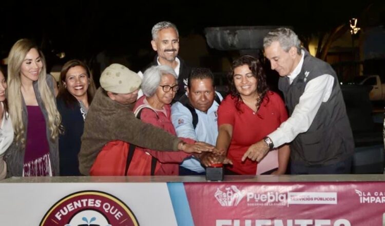 Inaugura Pepe Chedraui rehabilitación de la fuente del Jardín El Carmen