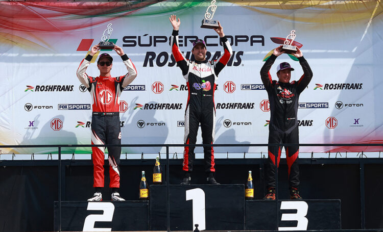 AGA Racing Team y Salvador de Alba Jr., alargan su marca a 13 triunfos de la GTM 2025
