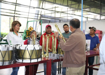 Compromiso social de la UTH beneficia a estudiantes de Telesecundaria de Atexca