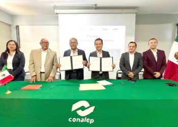 Conalep y CEASPUE colaboran para dar bienestar a estudiantes con modelo dual