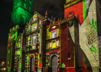 Proyectó Gobierno de la Ciudad videomapping «Septiembre Brilla»