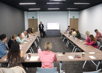Realizan en el Congreso conversatorio y exposición “Las Heroínas de México”