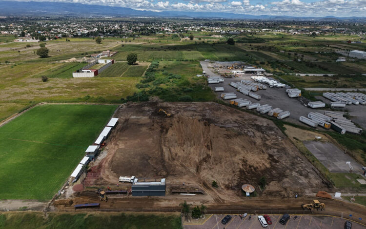 Supervisa Omar Muñoz avance de la rehabilitación del Complejo Deportivo San Juan