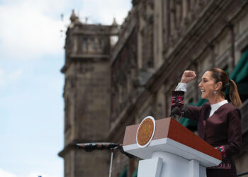 Ninguna injerencia es posible en nuestra Patria: Presidenta en Desfile Cívico Militar por el 215 Aniversario del Grito de la Independencia