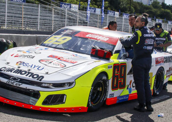 Está Germán Quiroga en quinto sitio en NASCAR México Series 2025