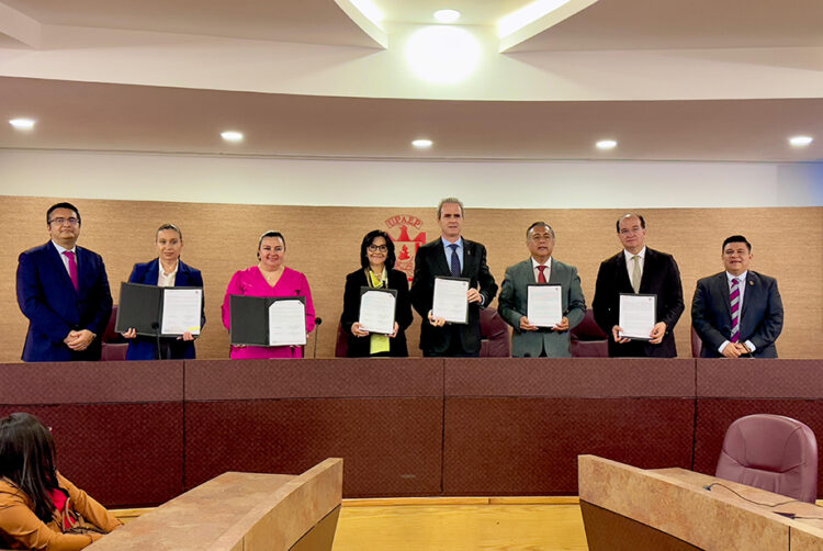Firman IMSS Puebla – UPAEP convenio de colaboración a favor de la investigación