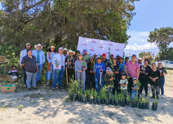 Reforesta Altosano Granjas Carroll en San Luis Atexcac, como parte de agenda con la ONU