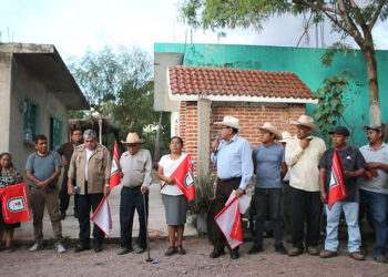 Vecinos de Tempexquixtle tendrán pavimentación