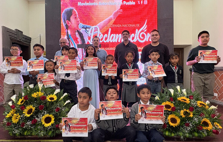 Destacan los niños poblanos en la jornada de declamación