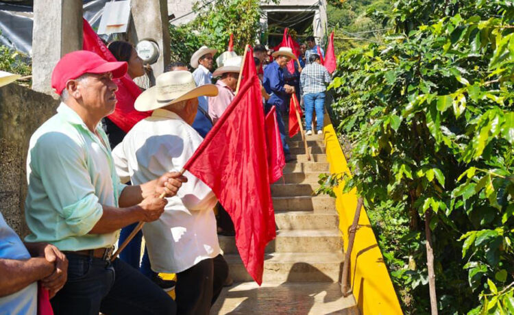 Obras de mayor beneficio para niñez y personas de la tercera edad en Huitzilan 