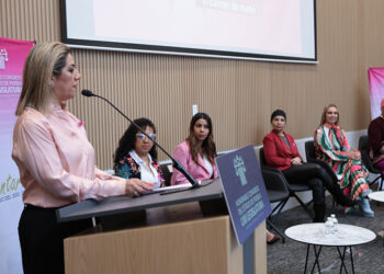 En el mes de octubre realiza Voluntariado del Congreso “Semana Rosa”