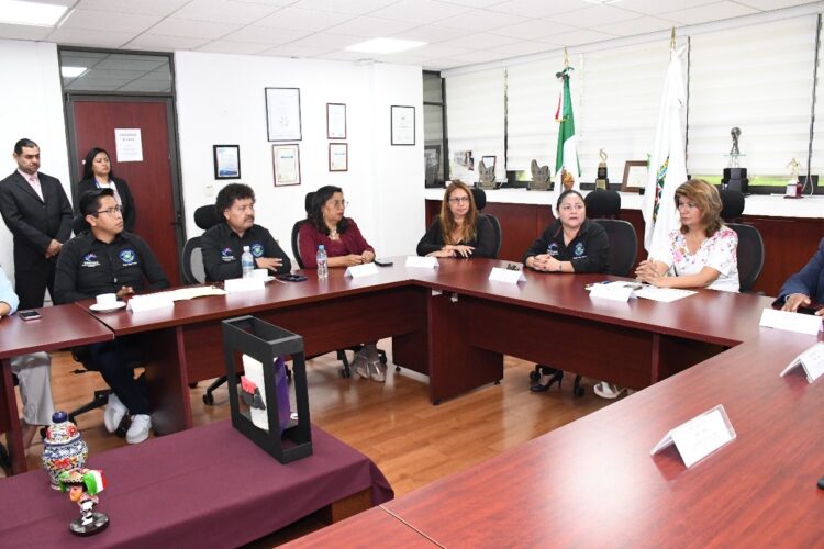 Firman UTH y Cadena de Milagros convenio de colaboración para beneficio social