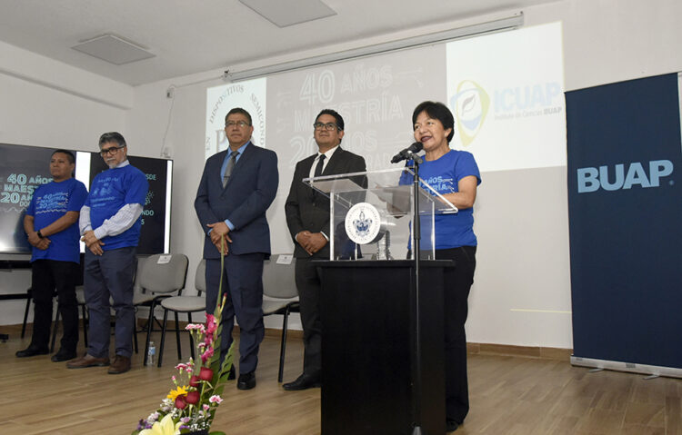 Preside Rectora Lilia Cedillo actividades de clausura por aniversario del posgrado en Dispositivos Semiconductores