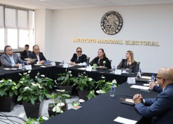 Firman convenio de colaboración el INE y la FGE en materia de Identificación Humana