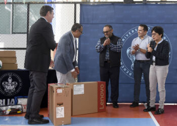 Inaugura Rectora Lilia Cedillo cancha deportiva y espacios de esparcimiento en el Área de la Salud