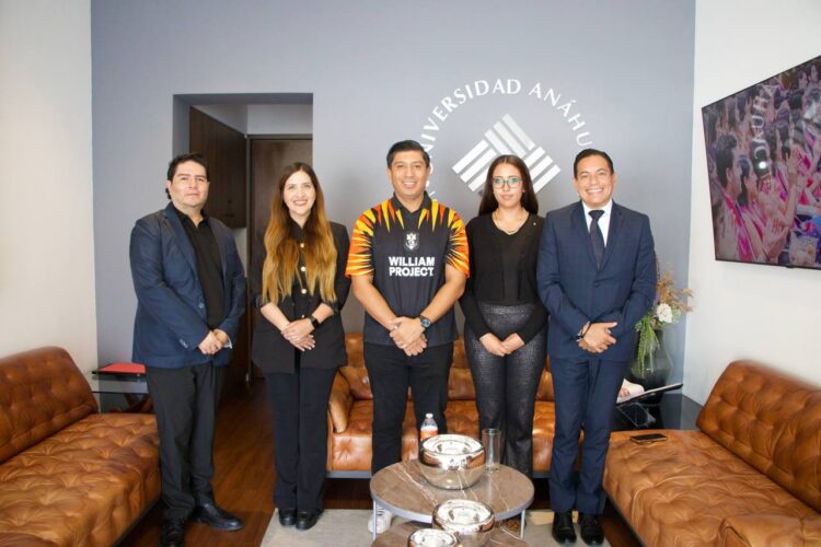 Edwin Victoria comparte en la Anáhuac Puebla cómo la Kings League revolucionó el marketing deportivo