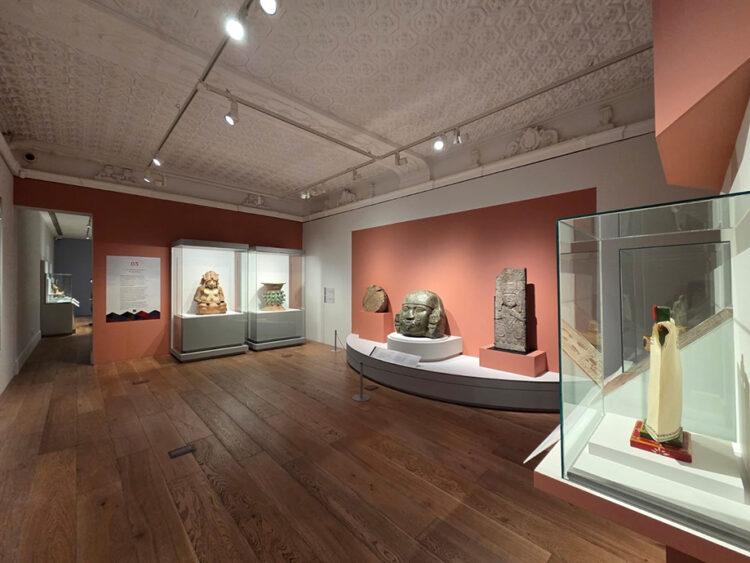 Con una exposición temporal en Madrid, México muestra la relevancia de las mujeres indígenas