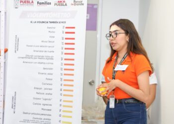SEDIF acerca talleres de prevención de violencia hacia la mujer