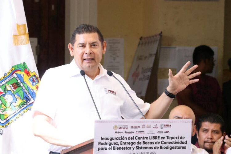 Sanear el agua para proteger salud de poblanos, prioridad del Gobierno estatal