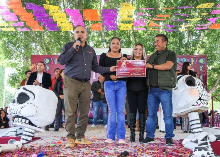 UTTECAM celebra Día de Muertos con arte, cine y tradición
