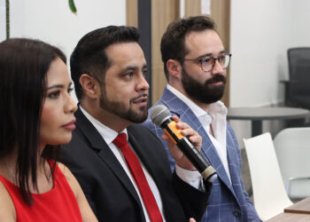 Impulsa diputado Jaime Aurioles inclusión de la industria local del vestido al mercado digital