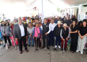 Con Martes de Atención Ciudadana, Armando Aguirre beneficia economía familiar