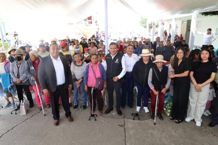Con Martes de Atención Ciudadana, Armando Aguirre beneficia economía familiar