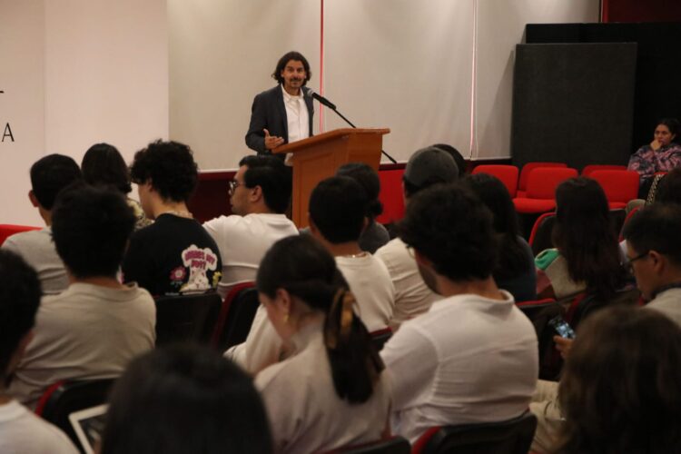 Dr. Darío Montero: “La universidad es un lugar de urgencia y de estandarización”