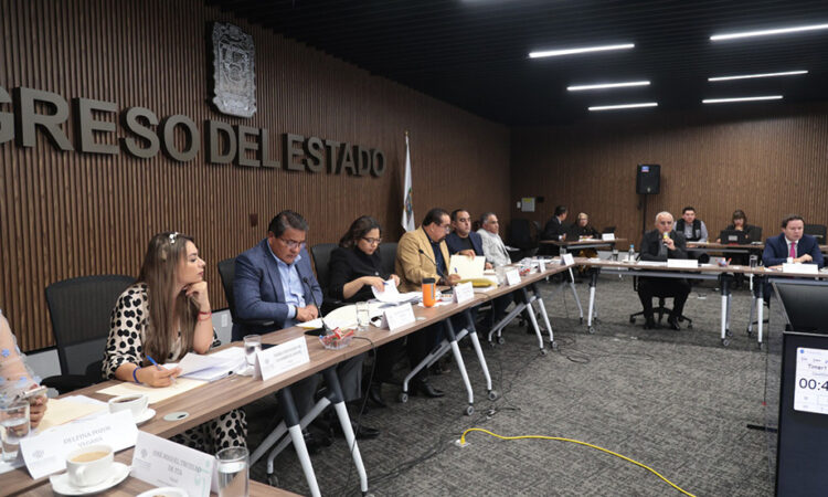 Comparecen Soapap y Agua de Puebla en Comisión del Congreso