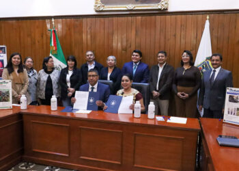 Firma Ayuntamiento de San Pedro Cholula convenio con el Instituto de Ciencias de la BUAP